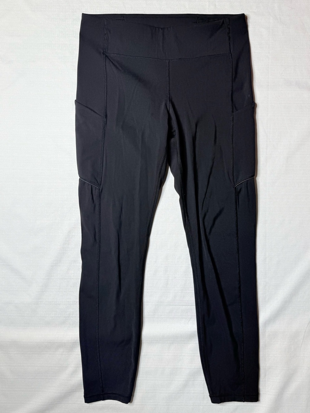 Lululemon Women's Size 8 Fast Free High-Rise Tight 25" *Pockets Black Leggings